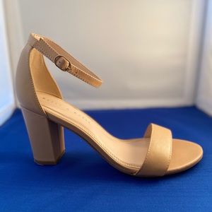 Kelly & Katie Nude Heels